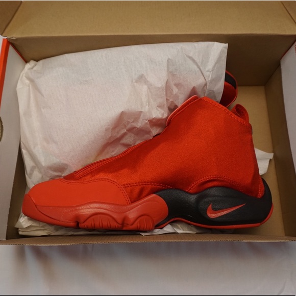 [SOLD] NWT Air Zoom Flight 98 The Glove Miami Heat - Picture 2 of 4